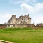 Awesome In With Wifi Holiday home Saint-Jean-d'Angle