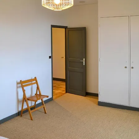 2 Bedroom Beautiful In *